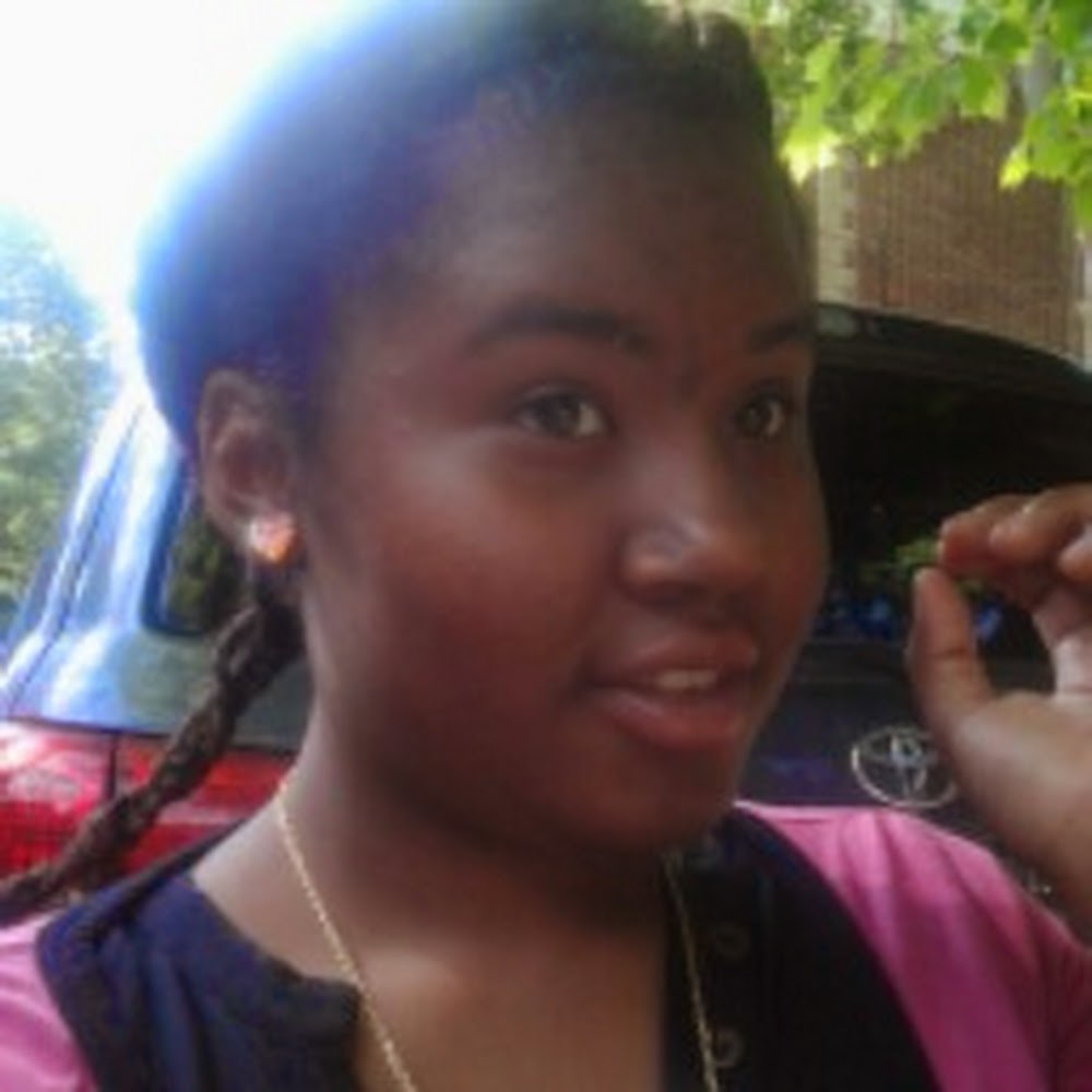 Meet your Posher, Ajahlai